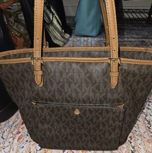 Michael Kors Jet Set Brown Monogram Tote